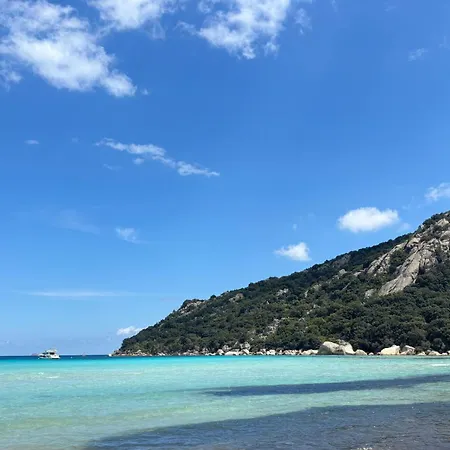 Porto-vecchio Cala Sultana Baie Santa Giulia 1 4-5 Personnes